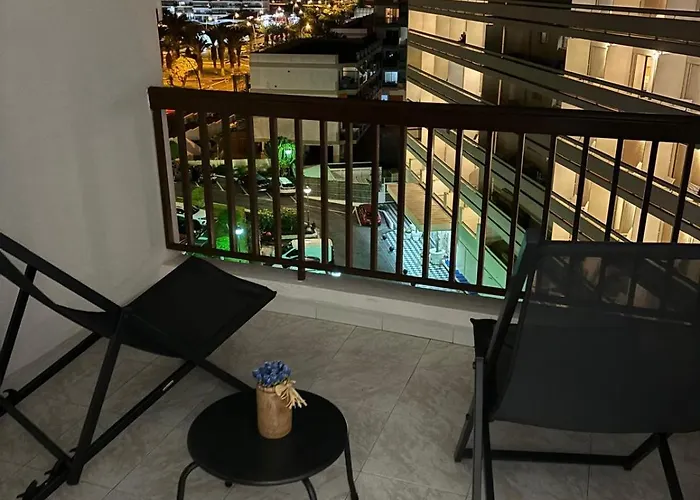 Apartamento Los Cristianos Playa Y Piscina