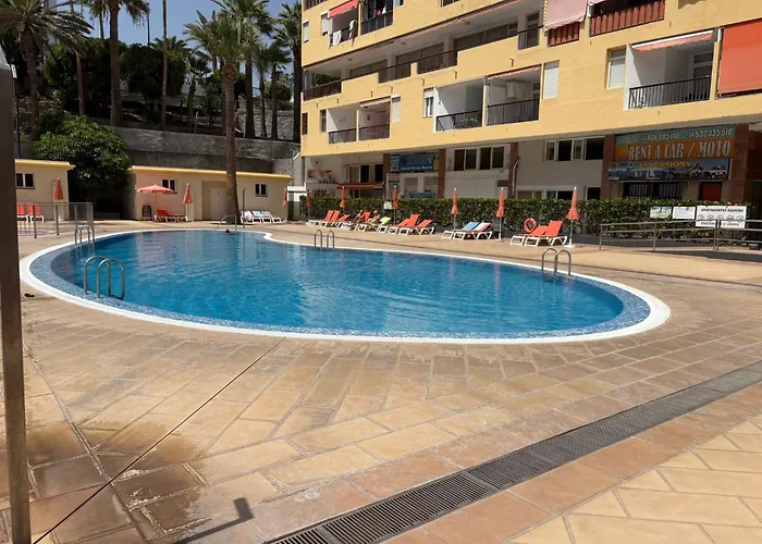 Apartamento Los Cristianos Playa Y Piscina